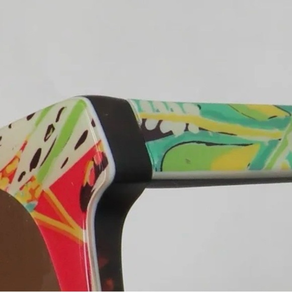 Vera Bradley Sunglasses
Cheryl Women 55-17-45-135 - Picture 11 of 13